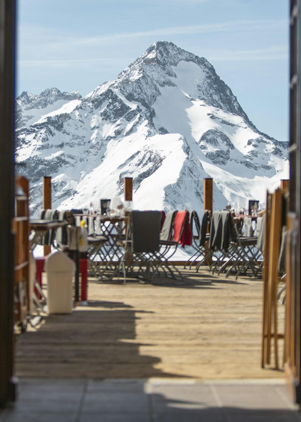 Terrasse du restaurant de montagne Le Diable au Cœur, 1 Écotable