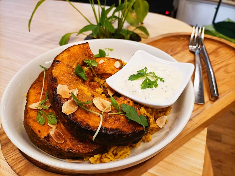 Plat chez Newtree Café