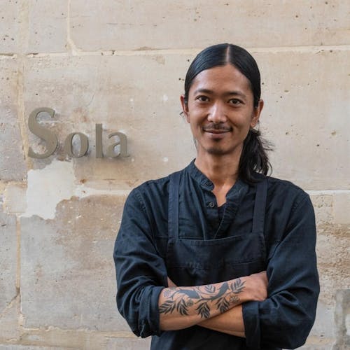 Le chef du restaurant Sola, Kosuke Nabeta
