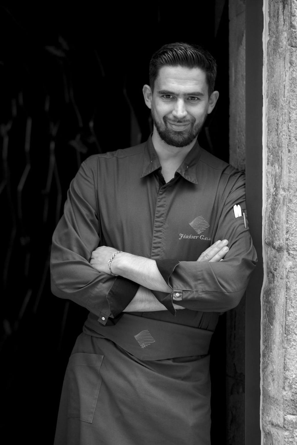 Le chef étoilé Jérémy Galvan dans son restaurant labellisé Ecotable à Lyon