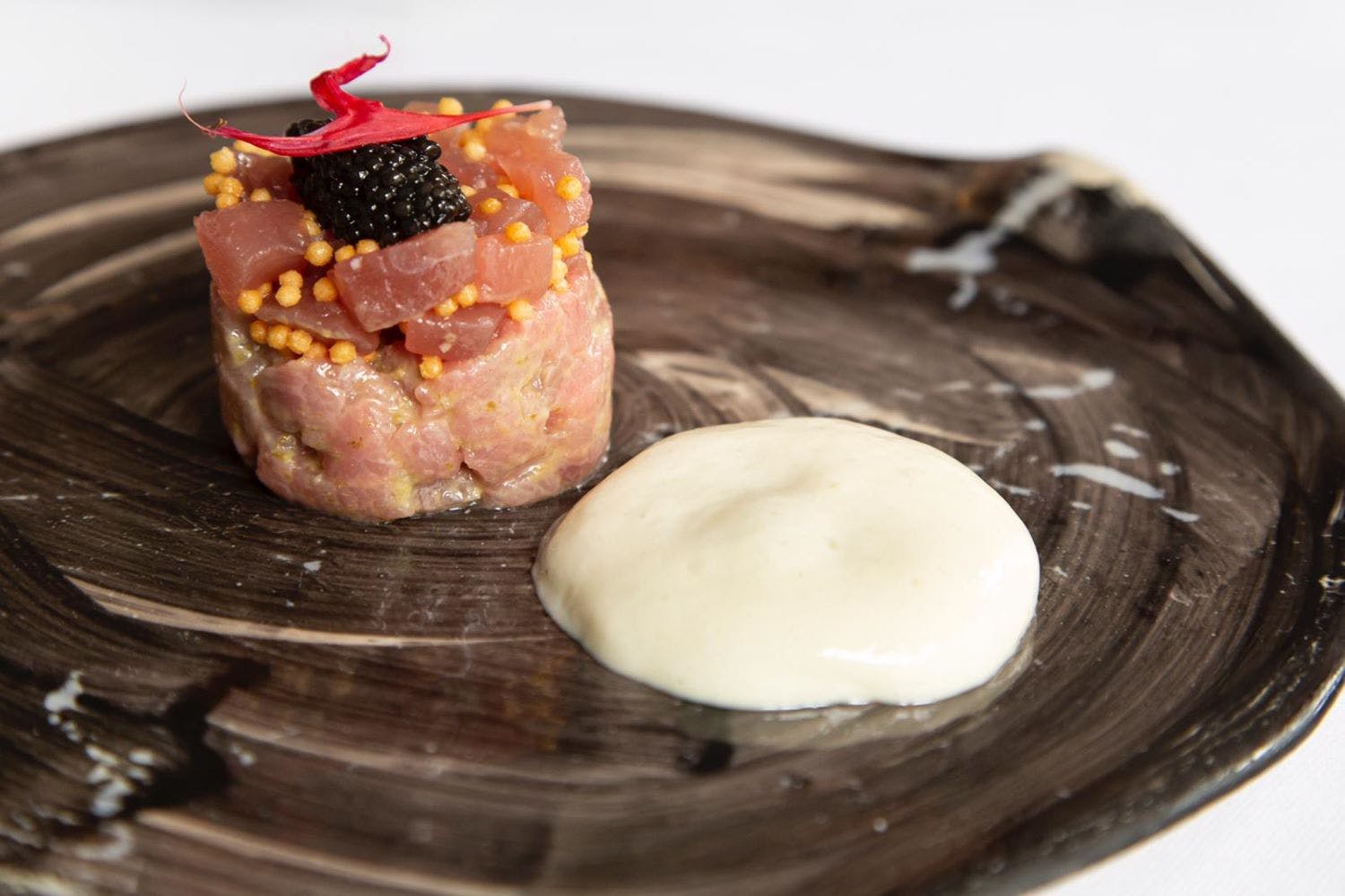 Plat de l'Agapé (tartare et émulsion)