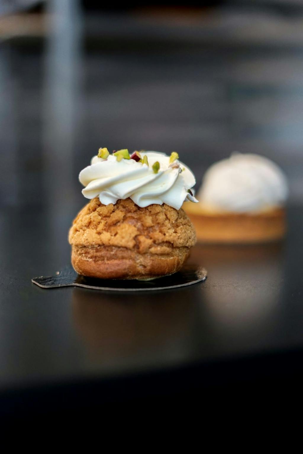 Le chou reine-des-prés de la Pâtisserie Mélilot