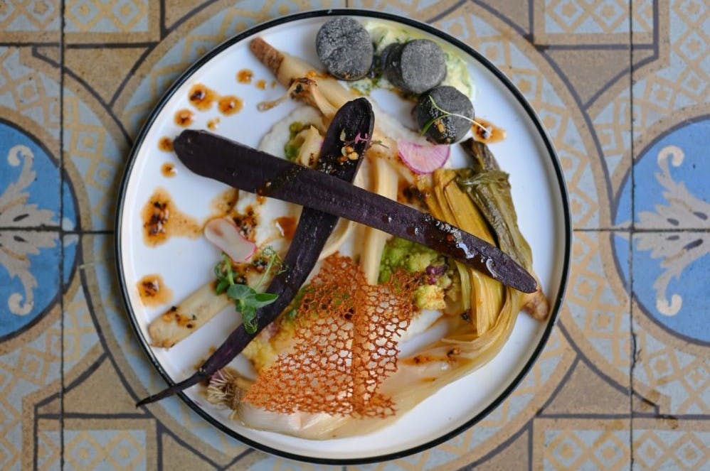 Un plat de La Main Noire