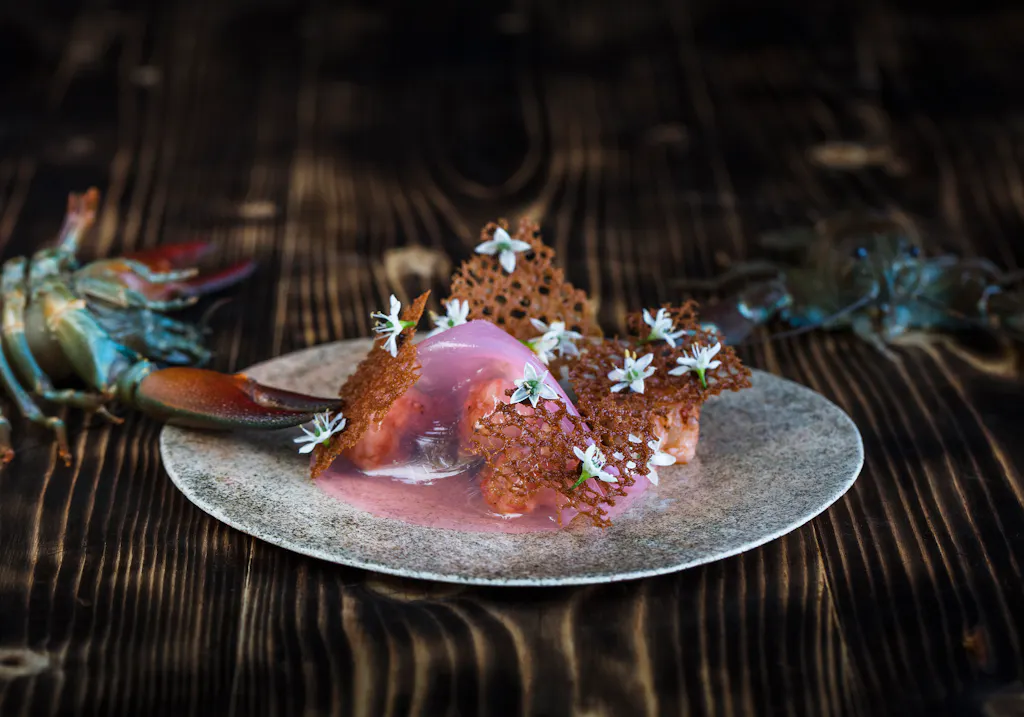 Écrevisse froide du restaurant le Clos des Sens, labellisé 3 macarons Écotable