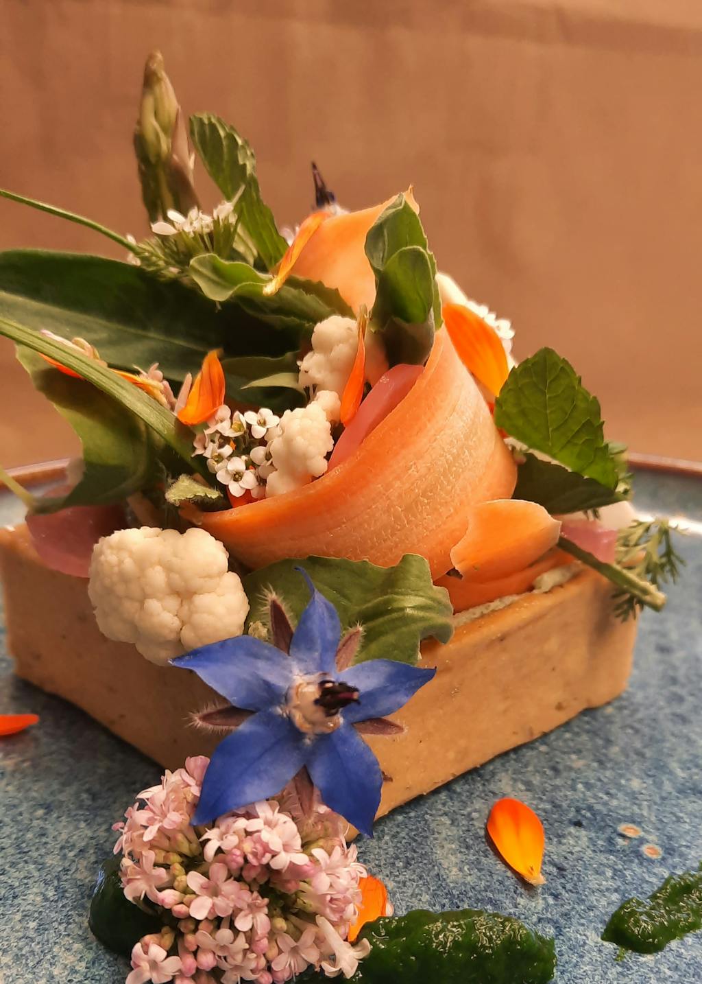 Tartelette du restaurant L'Atelier, l'Art des Mets, labellisé 2 macarons Écotable