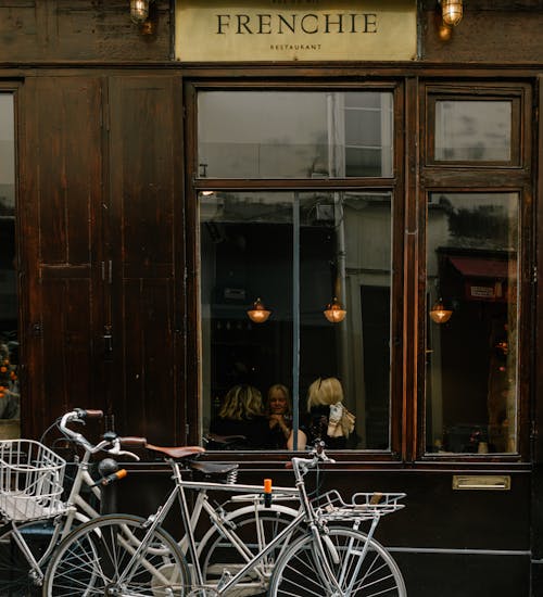 Façade du restaurant Frenchie, labellisée 2 macarons Écotable