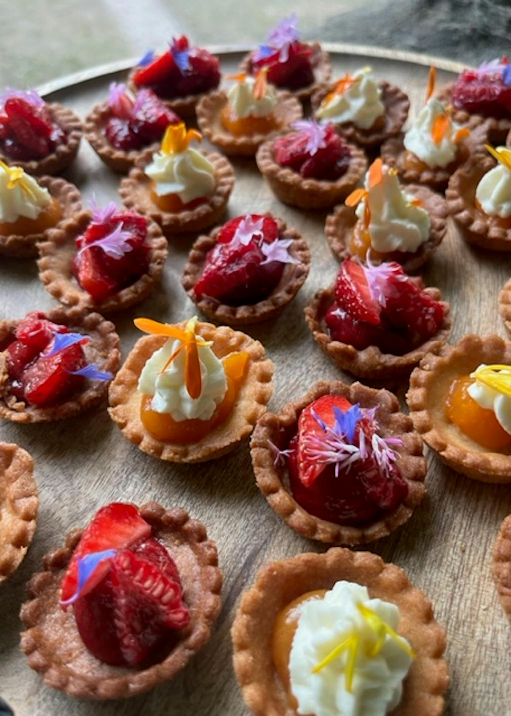 Bouchées sucrées du traiteur Chouette Ensemble !, labellisé 2 macarons Écotable