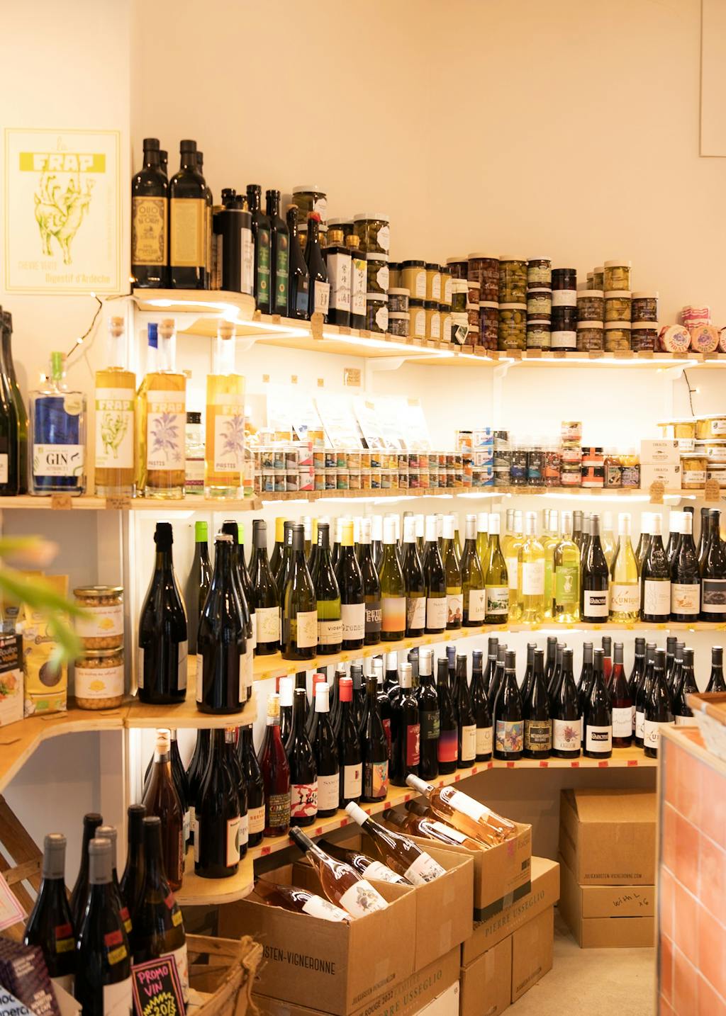 Rayons de l'épicerie fine Sistaoū, labellisée 2 Écotables