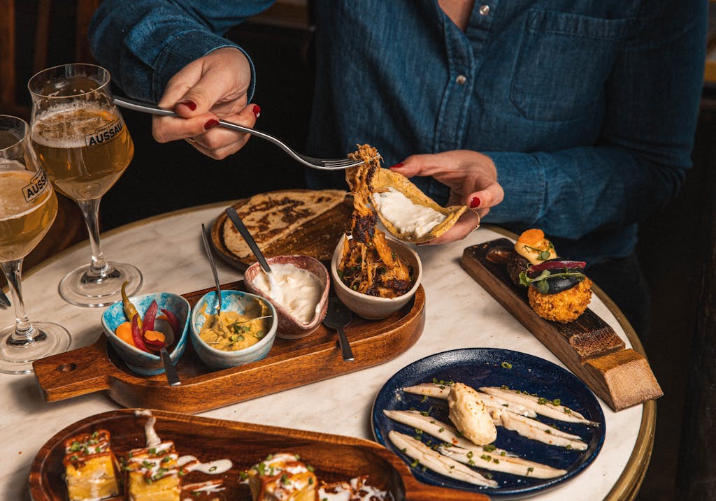 Assiettes à partager de P'tit Deux, comptoir labellisé 2 macarons Écotable