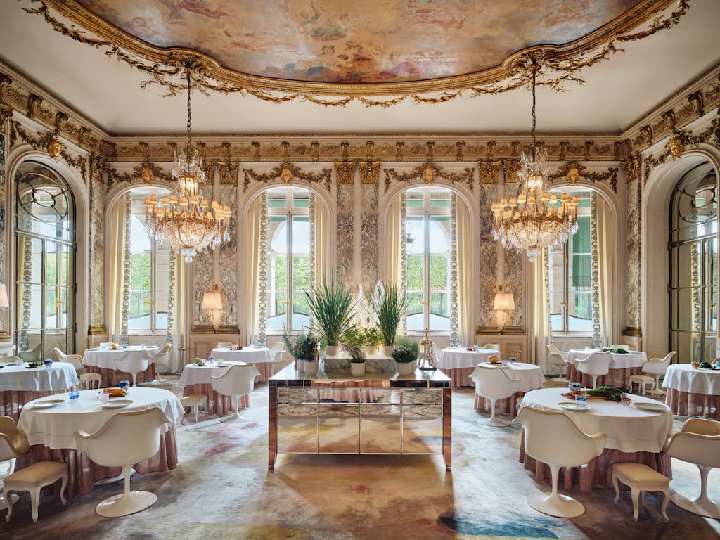 Intérieur de Le Meurice, labellisé 3 macarons Écotable