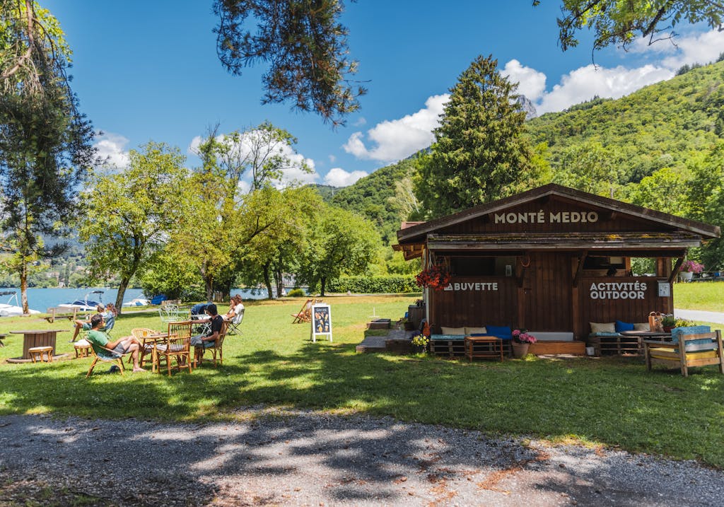 La buvette de Monté Médio, labellisé 2 macarons Écotable