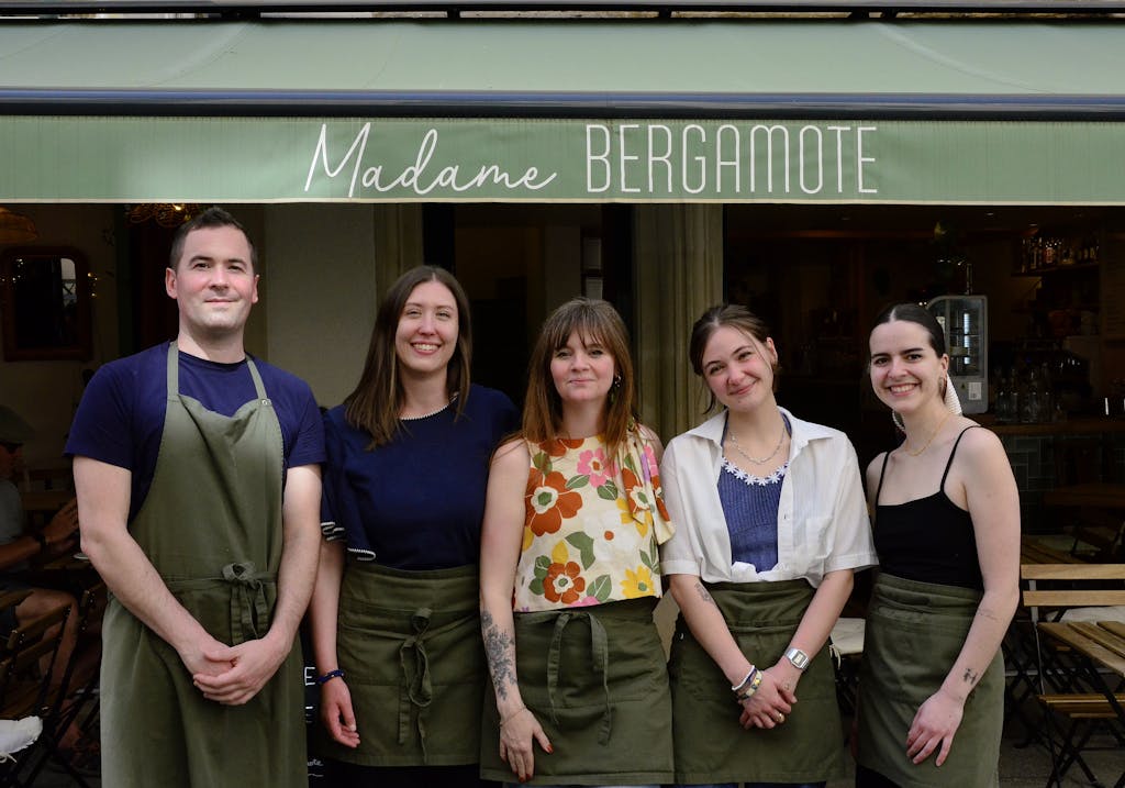Équipe du restaurant Madame Bergamote, labellisé 2 macarons Écotable
