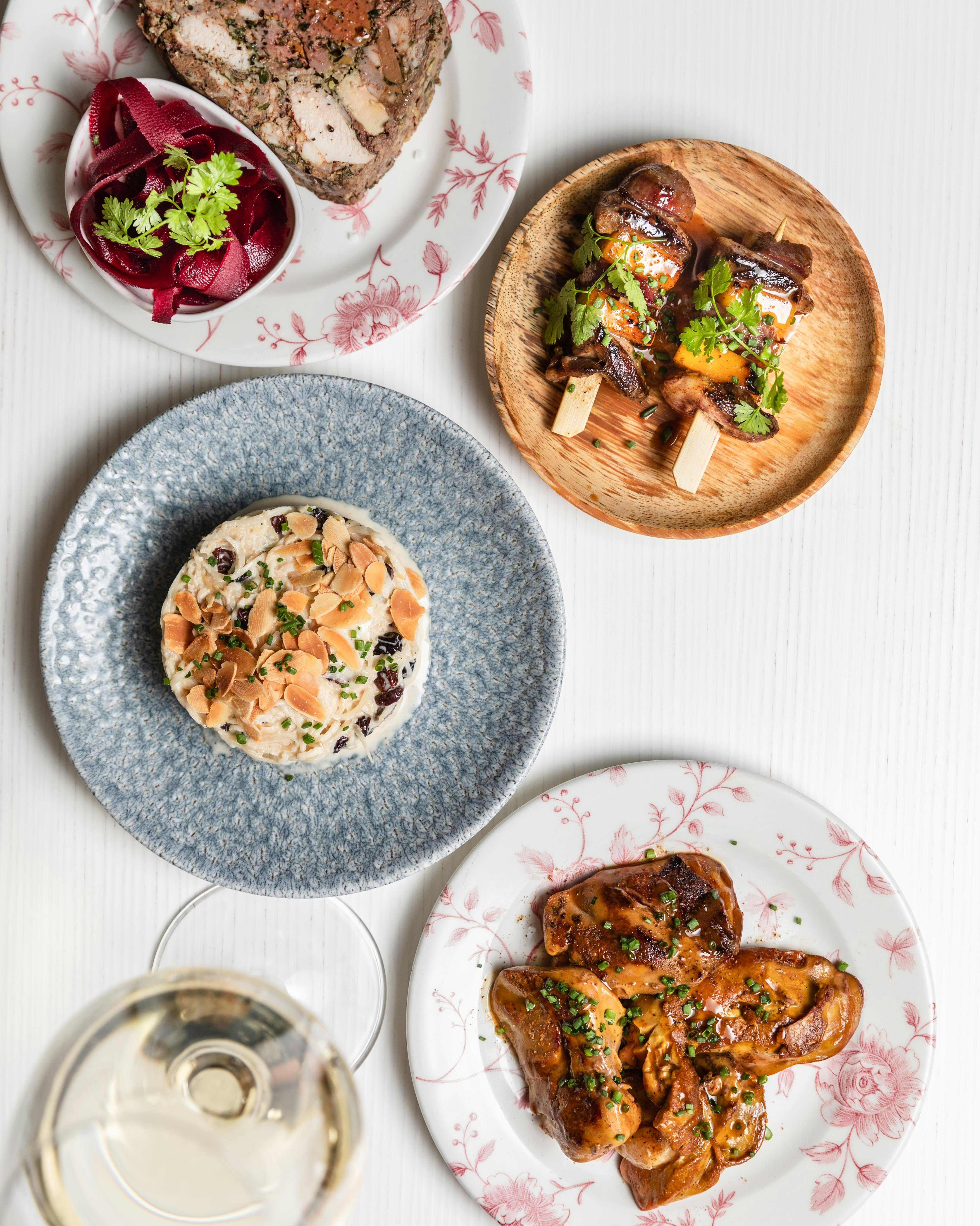 Le Coq & Fils - The Poultry House Restaurant Montmartre Paris