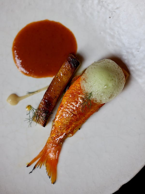 Restaurant Rouge Cheffe Georgiana Viou Nîmes