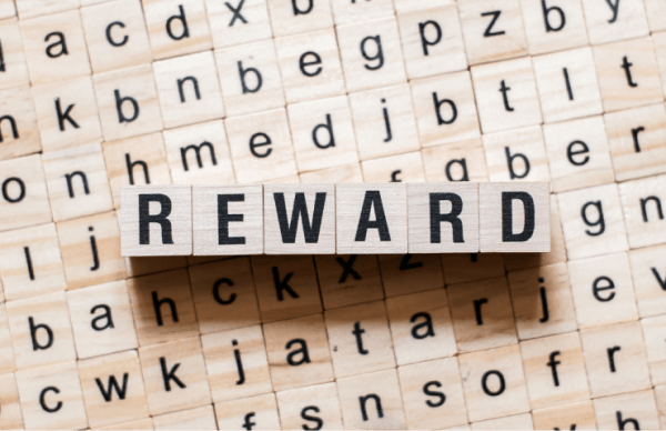 Reward-based learning - Definition and examples