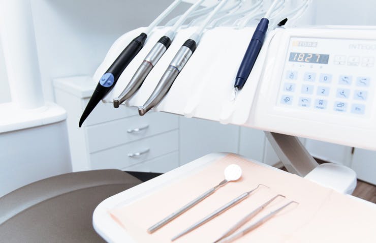 EdApp Basic Electrical Training Course - Electrical Standards (Dentistry) EdApp Basic Electrical Training Course - Electrical Standards (Dentistry)
