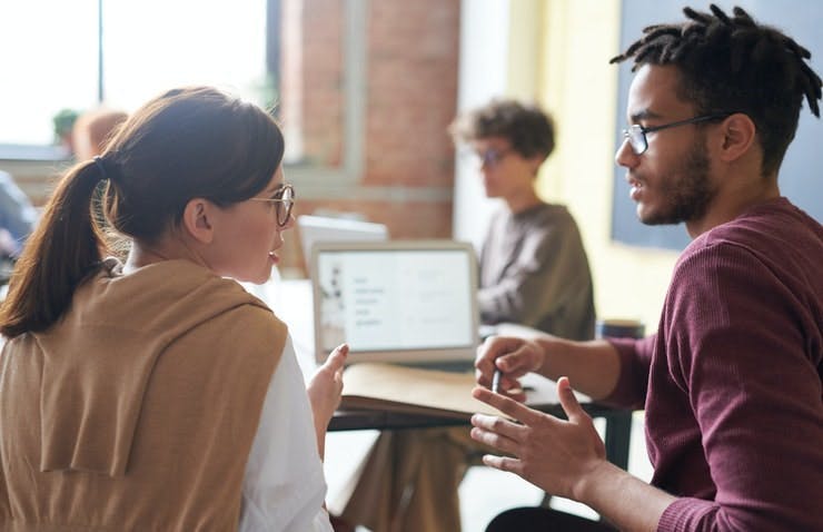 Curso de formación en asertividad de Alison - Construir su confianza y trabajar con ética