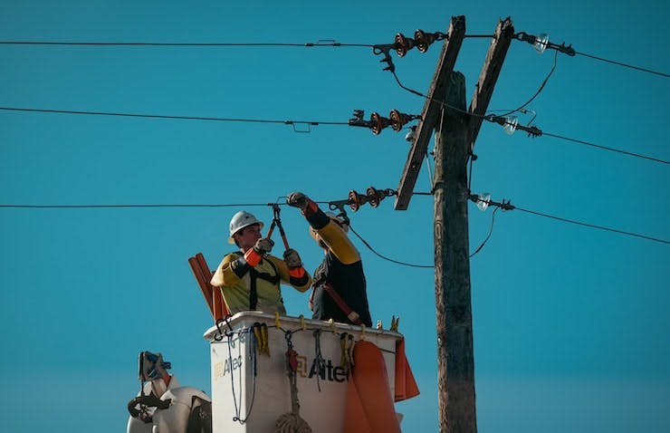 SC Training (formerly EdApp) Electrical PPE دورة تدريبية مجانية عبر الإنترنت - السلامة الكهربائية