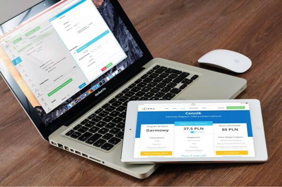 Types of LMS - Closed-Source LMS