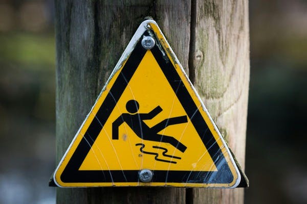 Safety training - Slip and fall protection 