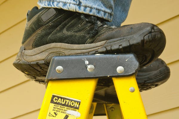 OSHA violation - Ladder safety