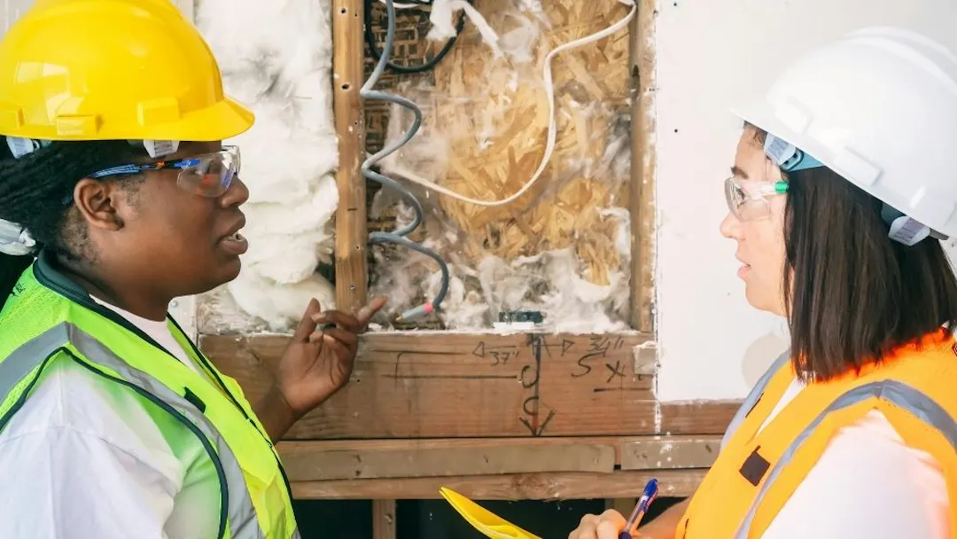 Top Construction Induction Training Courses for Safe Sites | SC Training