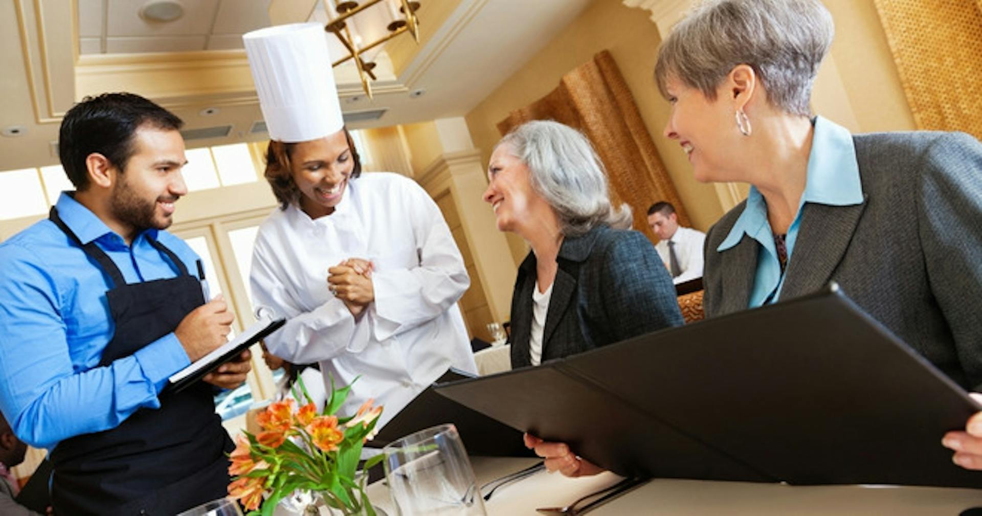 Quality customer service as a restaurant staff training topic idea