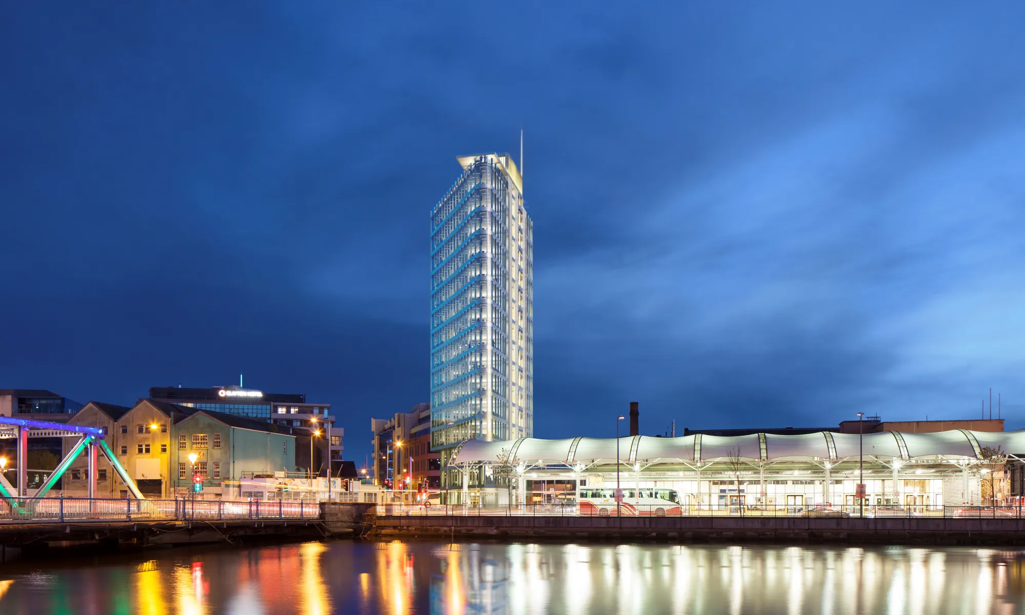 Image of a commercial building 