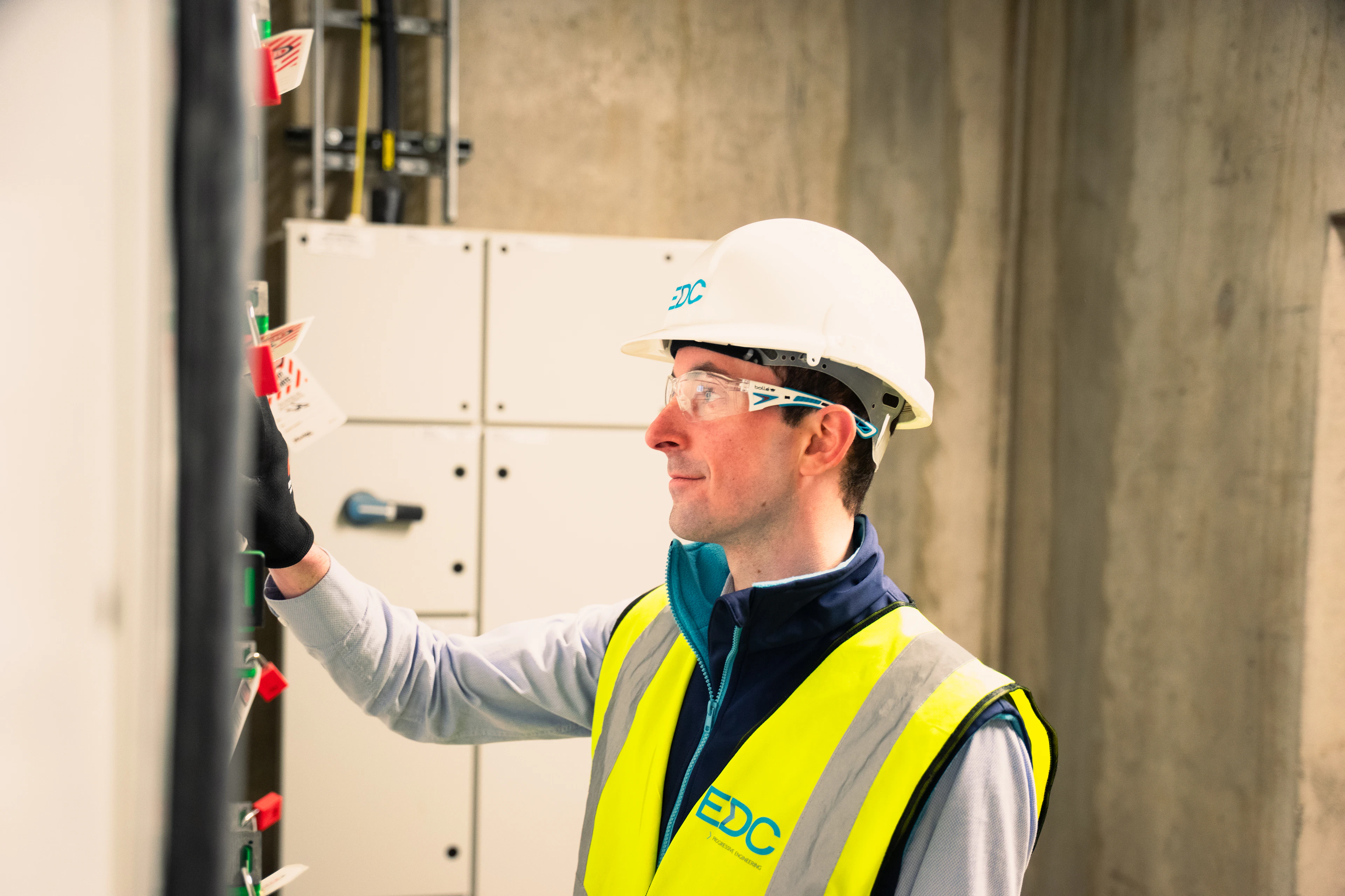 engineer on site during benchmark report
