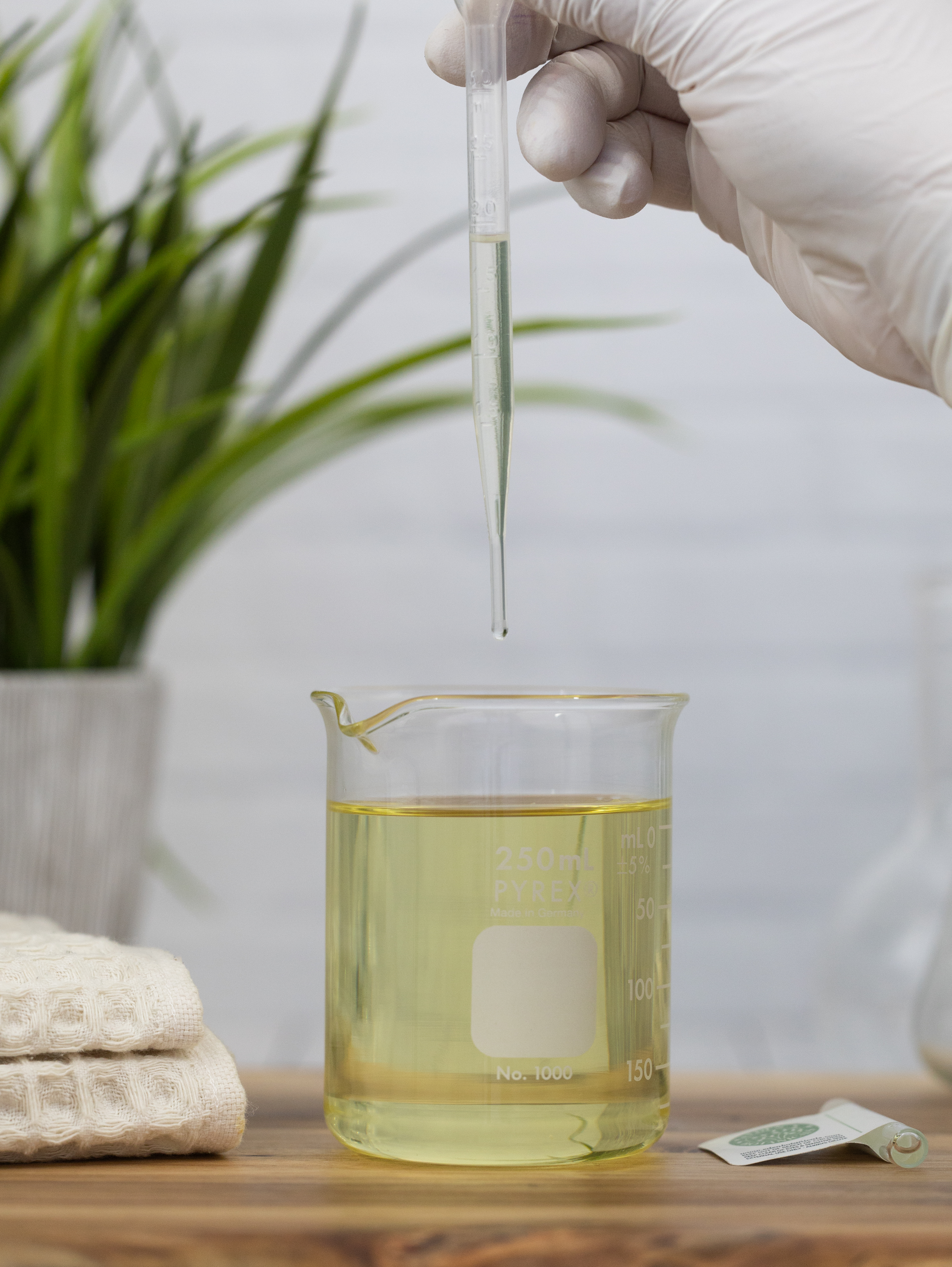 Huile Essentielle Ylang Ylang III Extra - 500ml - 3ème Distillat De Qualité Supérieure - Origine France