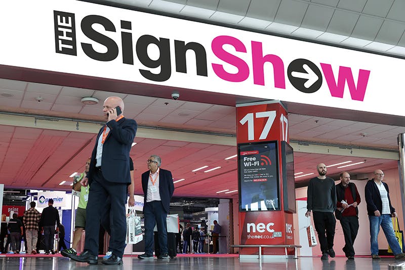 The Sign Show - See Our Fabric Frames