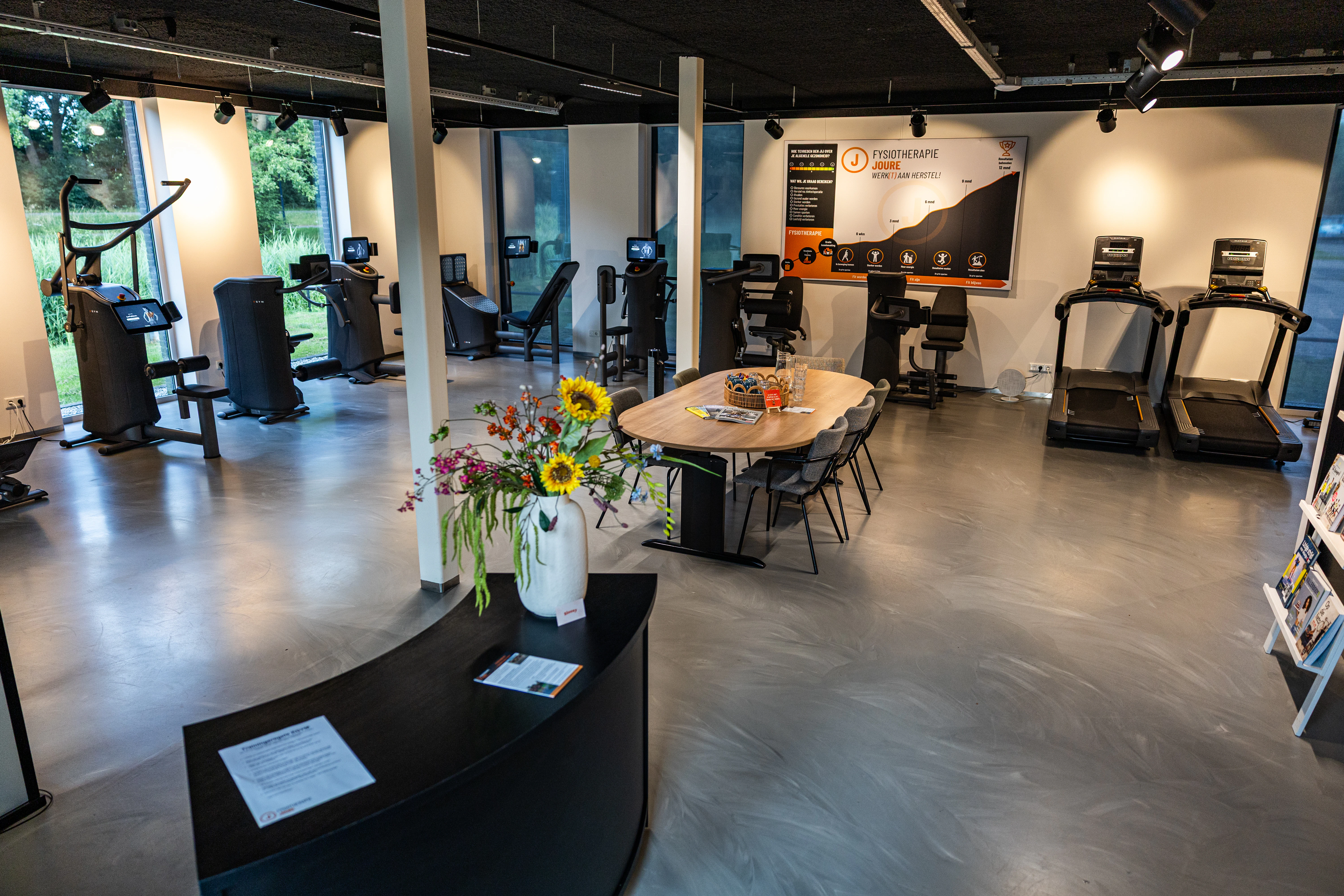 Ons circuit EGYM krachttraining circuit in Joure