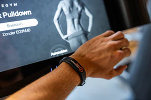Jouw persoonlijke polsbandje bevat alle trainingen om overbelasting te voorkomen
