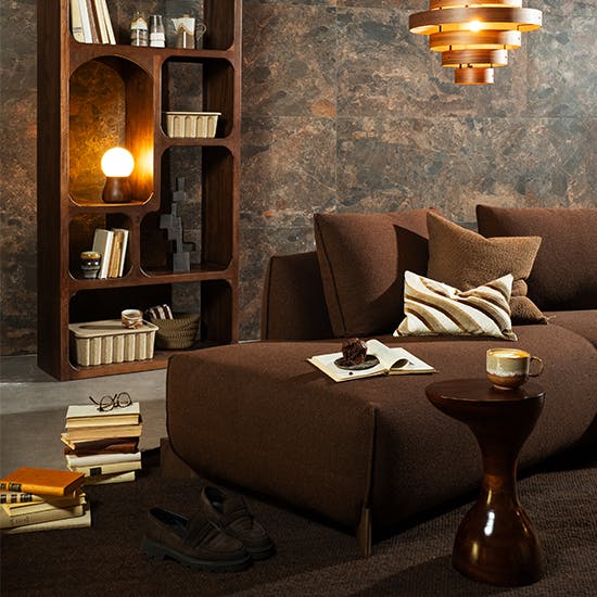 Houten kast in walnoot hout