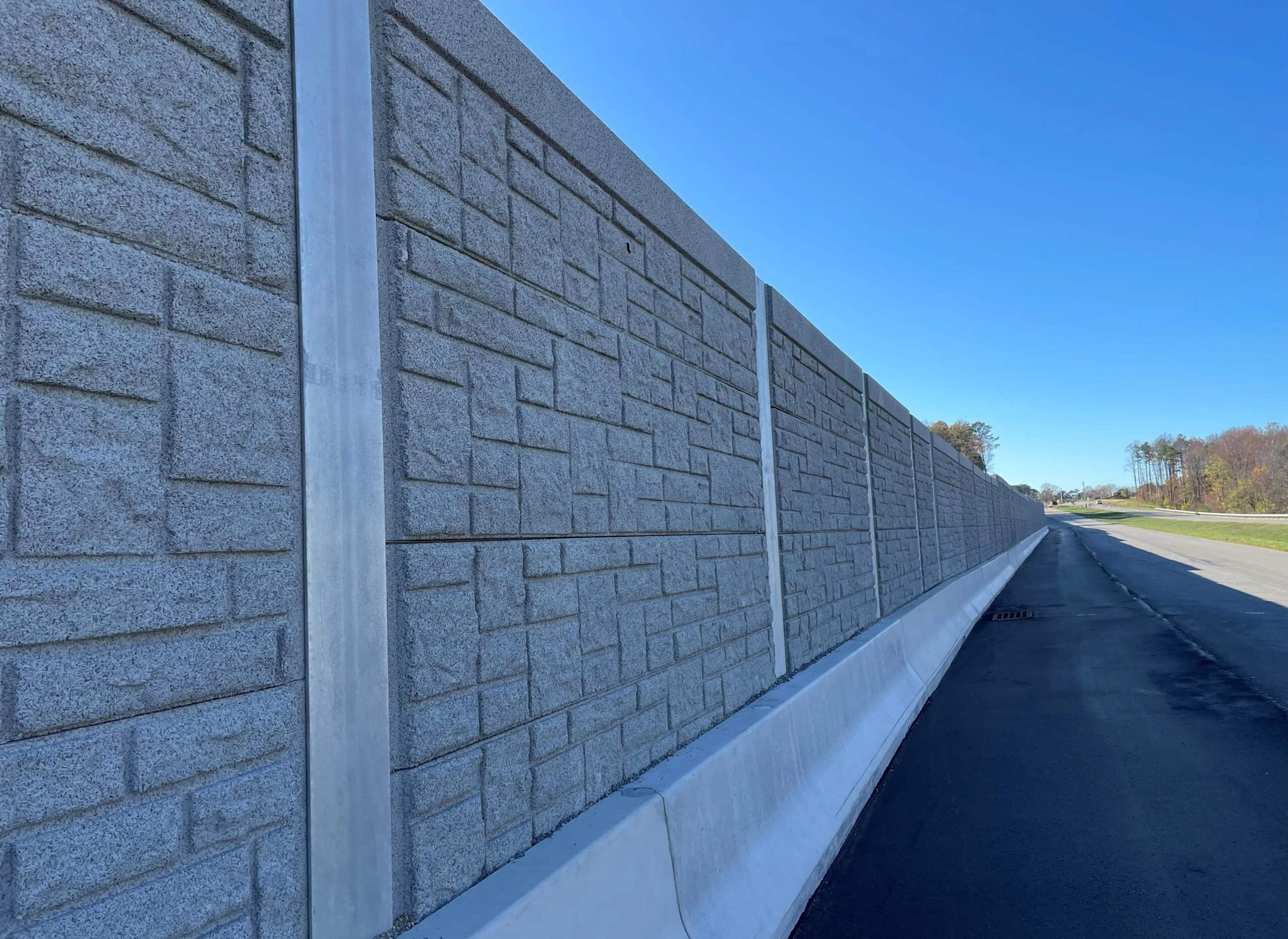 Jamestown Parkway