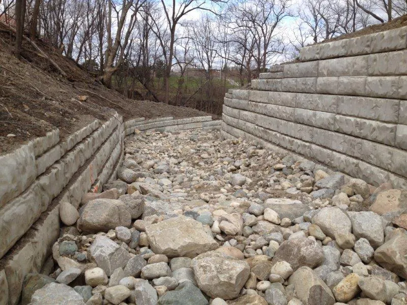 Natural Aesthetic Retaining Wall for Hamilton Water Project