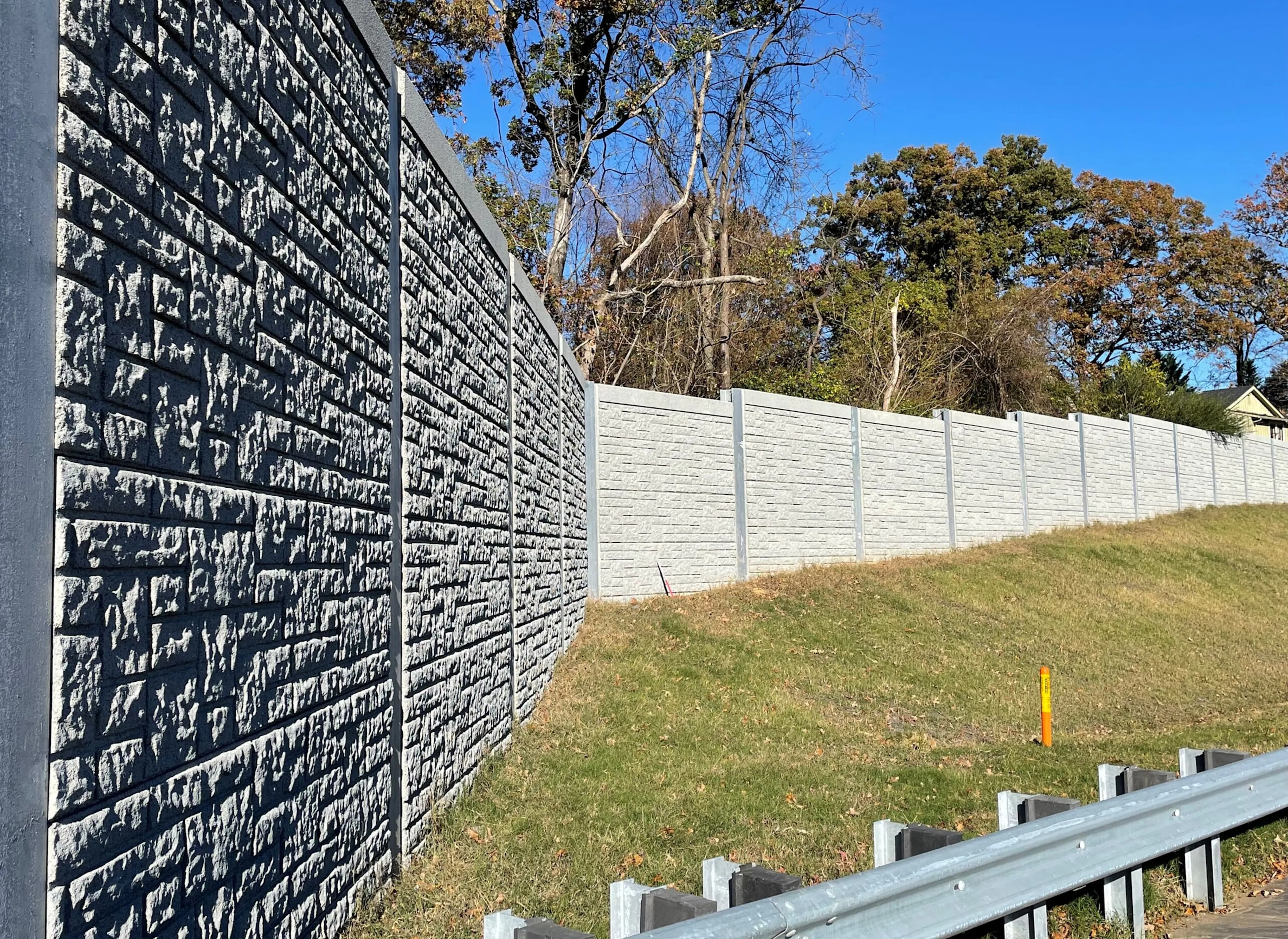 Jamestown Parkway