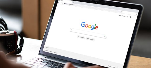 La pollution digitale : un fléau du 21ème siècle qui pollue presque autant que le transport aérien