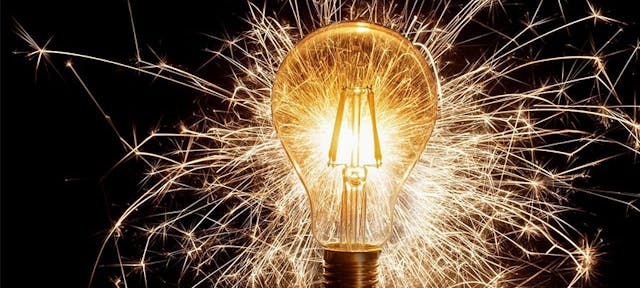 Ampoule électrique qui explose du fait d'une surconsommation Linky