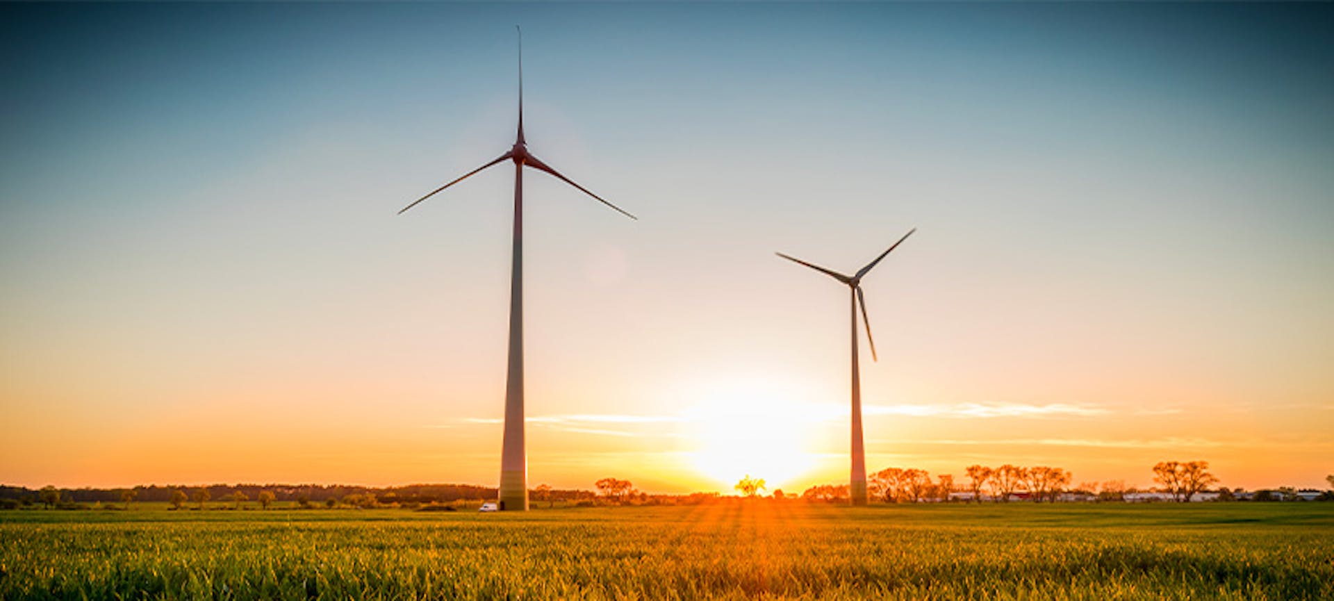 Eoliennes coucher de soleil 