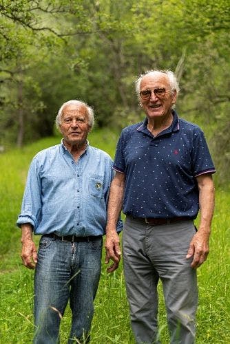 Photo de Pierre et Marius Pasteris, concessionnaire de la microcentrale hydroélectrique de La Motte