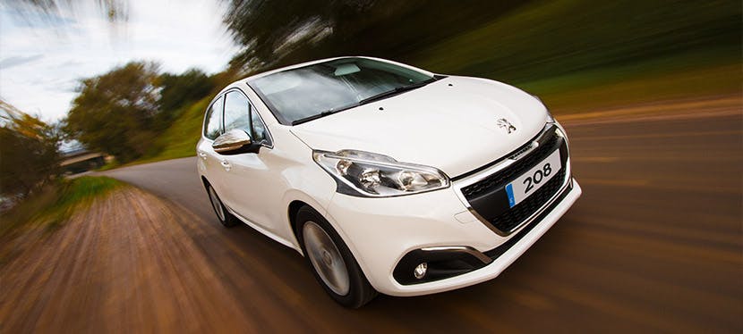 Une Peugeot 208