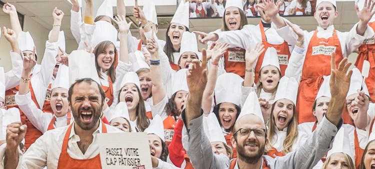 Les employés diplômés du CAP patissier