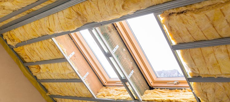Zoom sur l'isolation des combles d'une maison