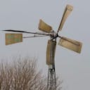 Kit d'éolienne domestique fonctionnant grâce au vent