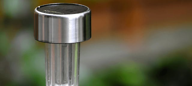 lampe fonctionnant à l'énergie solaire