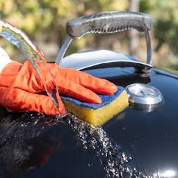 Nettoyer un barbecue à gaz