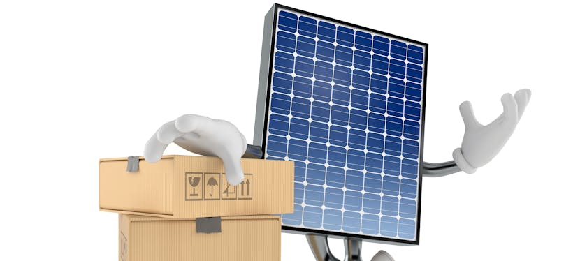 Déménager ses panneaux solaires dans des cartons 