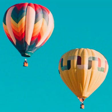 Des montgolfières représentant l'esprit léger de ceux ayant choisit les certificats d'économie d'énergie (CEE)