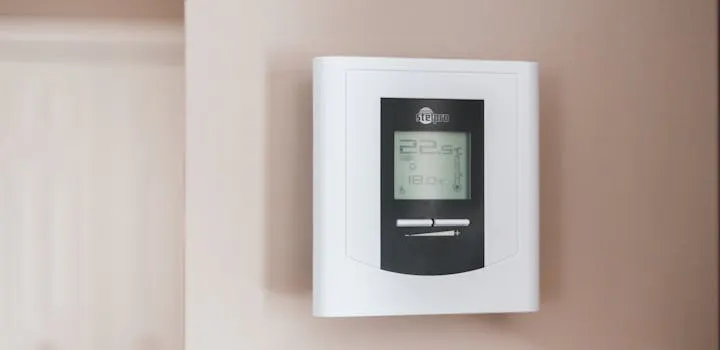 Thermostat pour poêle à granulé : modèle, subvention